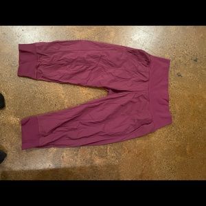 Lululemon crop dance joggers